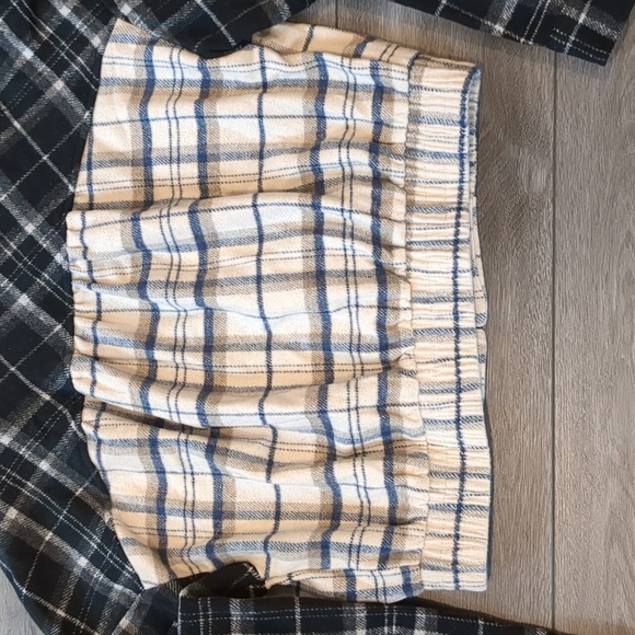 Black/Cream Cropped Flannel Jacket, Size L - Picture 9 of 11